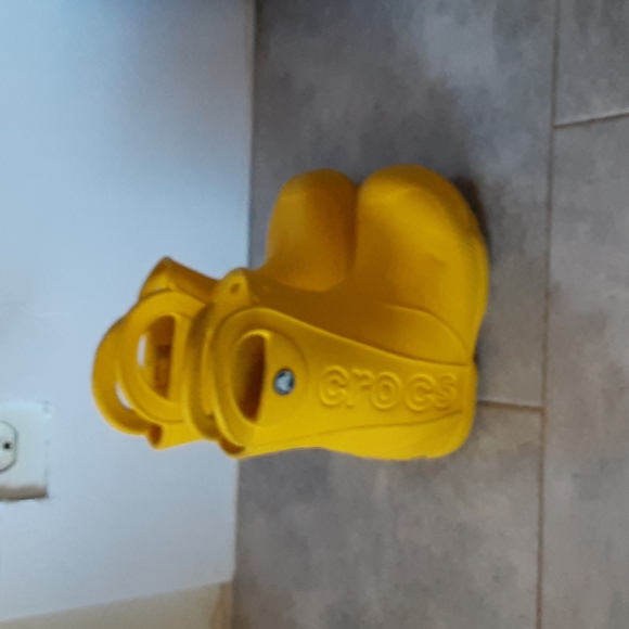 Other - CROCS  SIZE  8 KIDS
